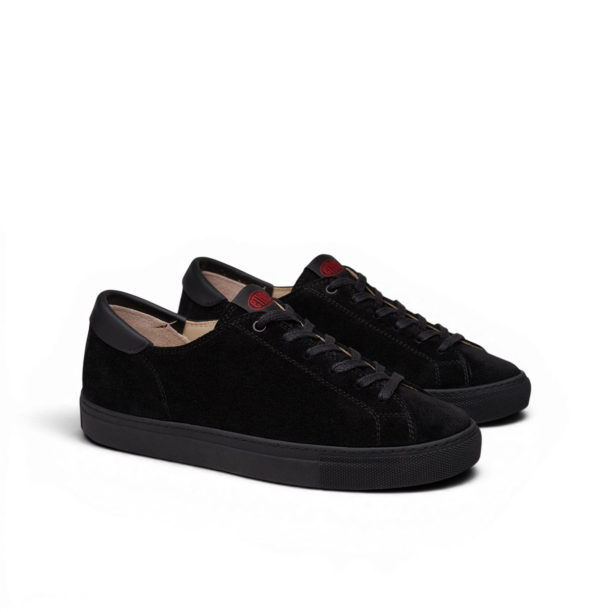 Capital - Jet Black/Black